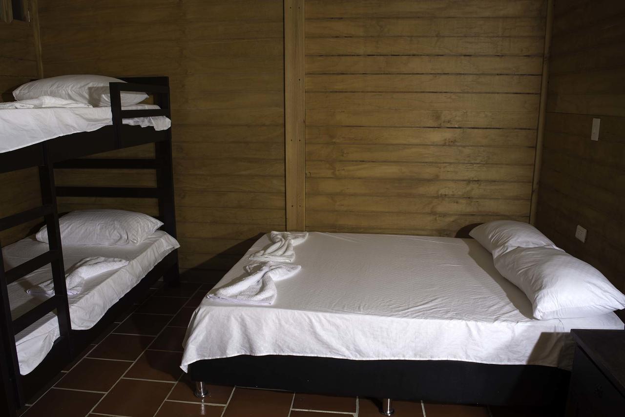 فيلافيجا Hostal El Ruby المظهر الخارجي الصورة