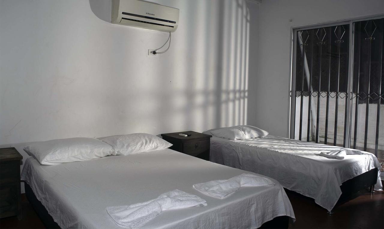 فيلافيجا Hostal El Ruby المظهر الخارجي الصورة