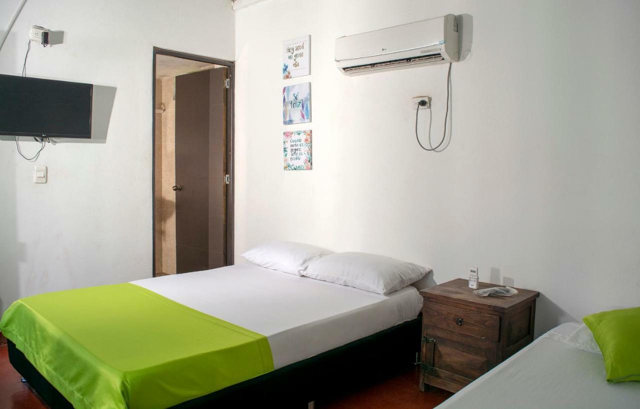 فيلافيجا Hostal El Ruby المظهر الخارجي الصورة