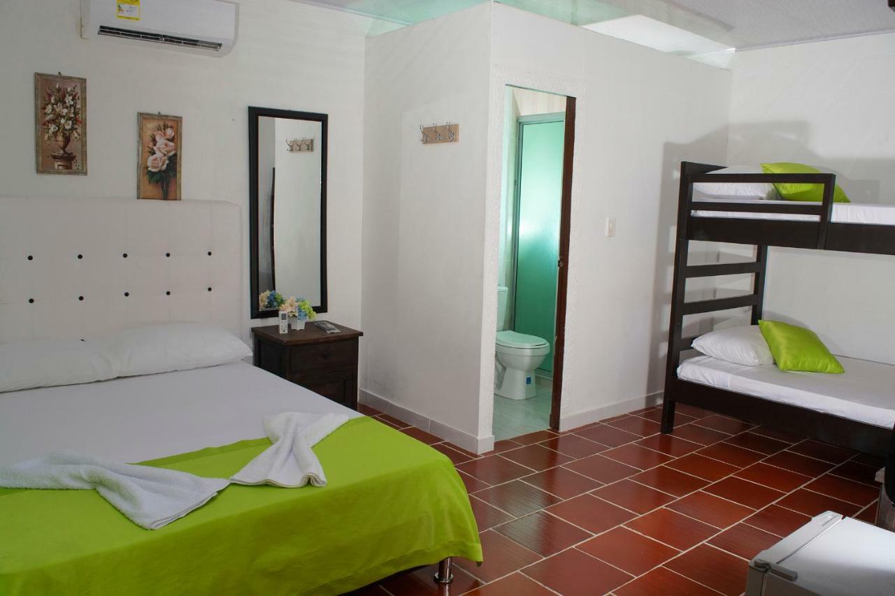 فيلافيجا Hostal El Ruby المظهر الخارجي الصورة
