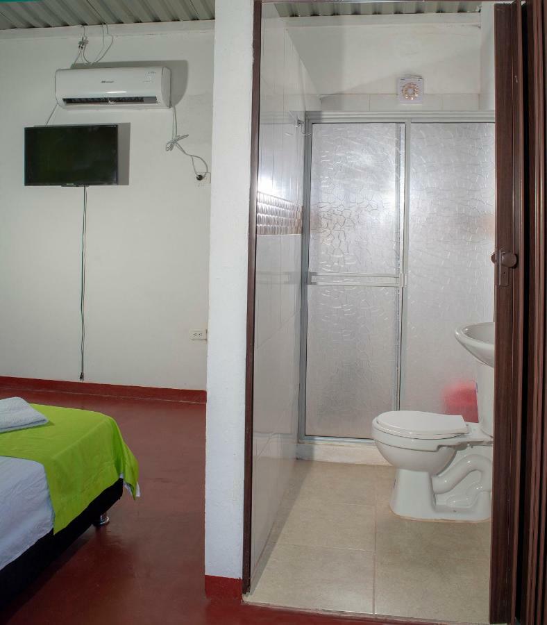 فيلافيجا Hostal El Ruby المظهر الخارجي الصورة